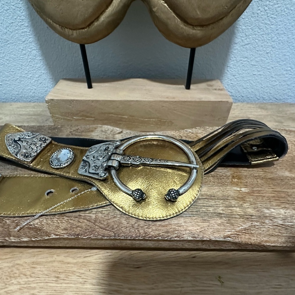 SOLD - Picture 2 of 7